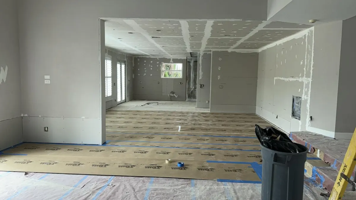 Great room, taped and coated